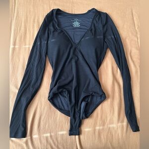 Klassy Network Ribbed Deep V Bramisuit size S